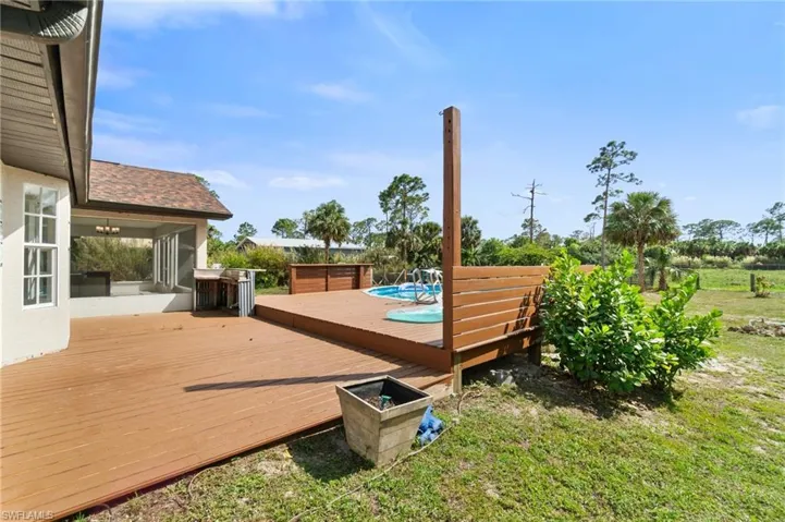 2960  38th SE AVE, Naples, FL 34117