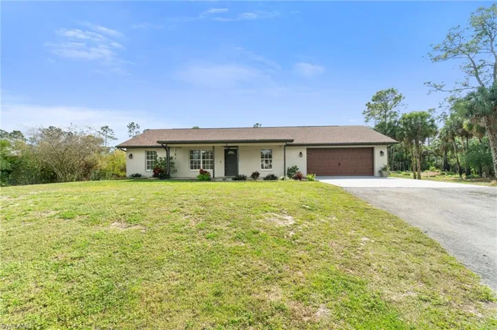 2960  38th SE AVE, Naples, FL 34117
