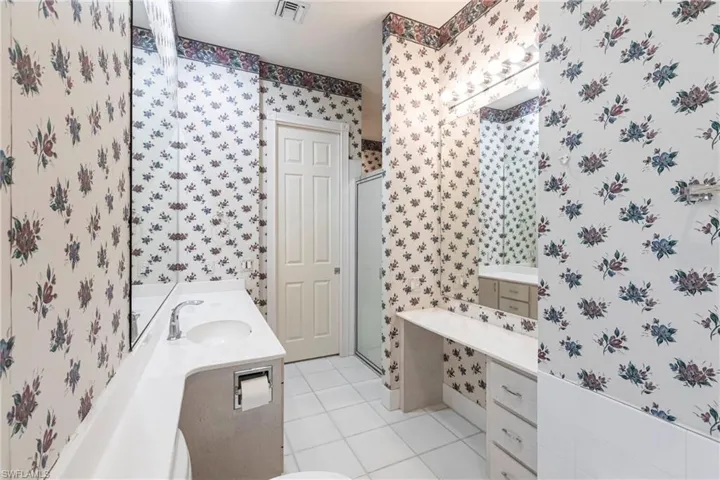 3885  Huelva  CT, Naples, FL 34109