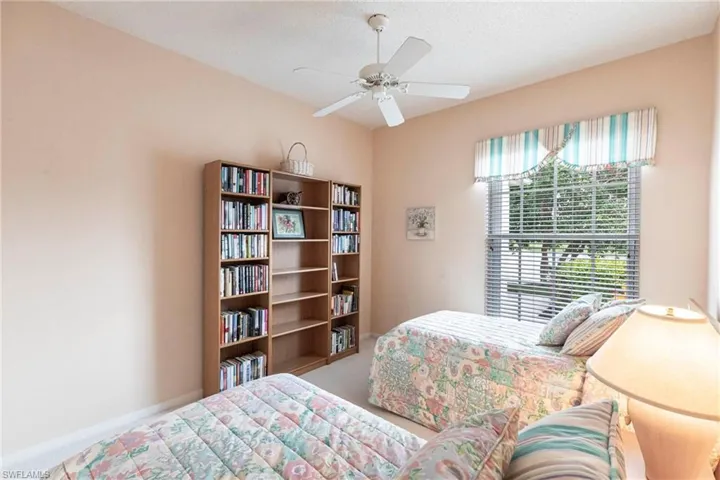 3885  Huelva  CT, Naples, FL 34109
