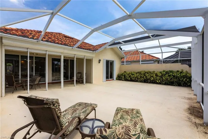 3885  Huelva  CT, Naples, FL 34109