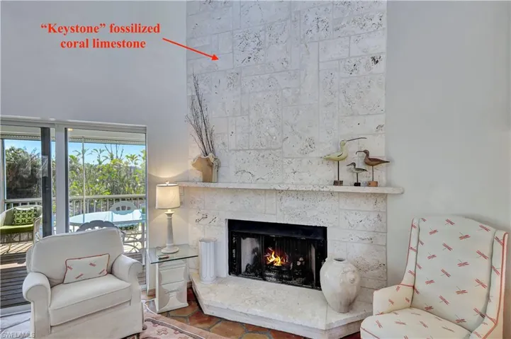 Sitting room with a fireplace