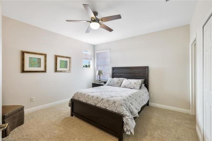 2nd level GST BR Ensuite w/ Lge walk in closet