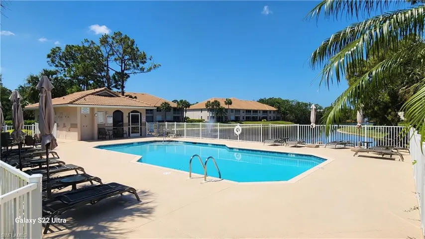 Lakeside Community Pool!