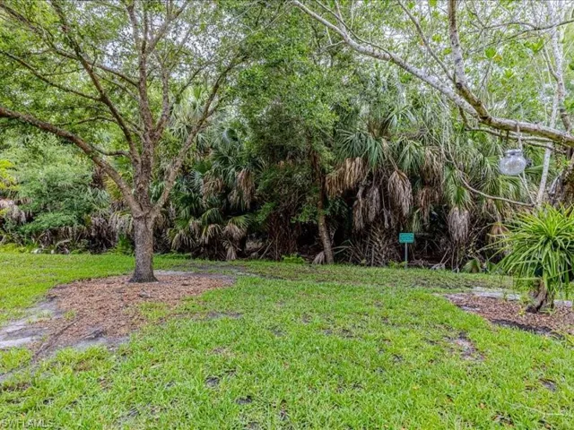 15286 Summit Place Cir 175, Naples, Florida 34119