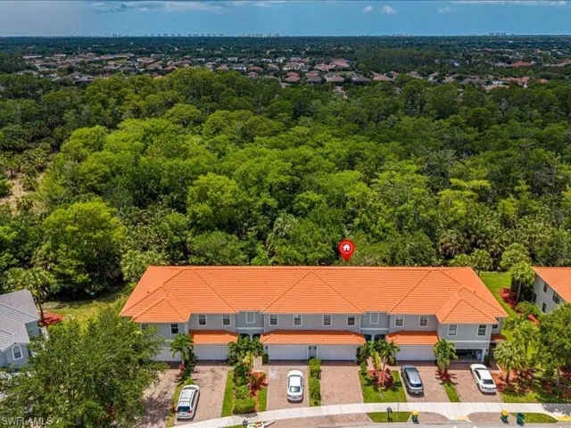 15286 Summit Place Cir 175, Naples, Florida 34119
