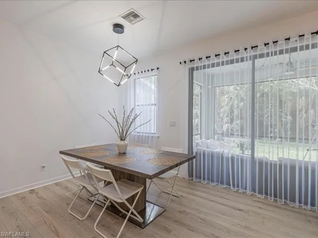 15286 Summit Place Cir 175, Naples, Florida 34119