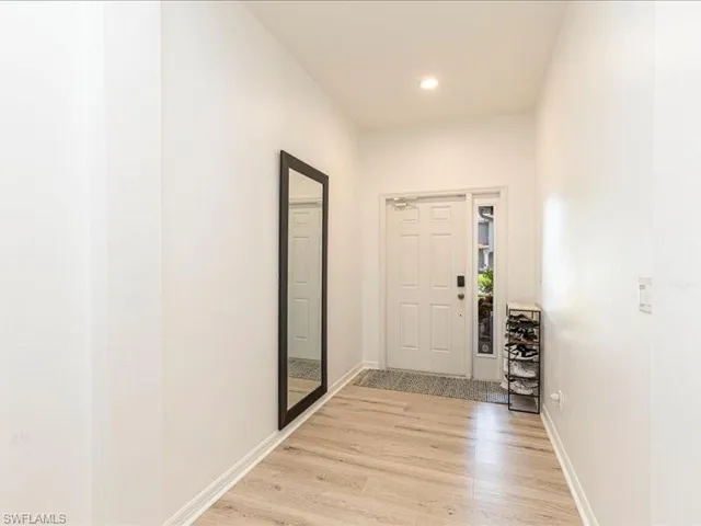 15286 Summit Place Cir 175, Naples, Florida 34119