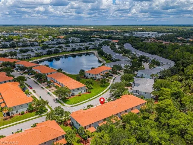 15286 Summit Place Cir 175, Naples, Florida 34119