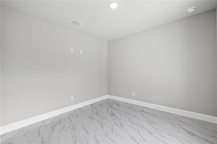Bedroom 3 - 2 large windows for amazing natural night