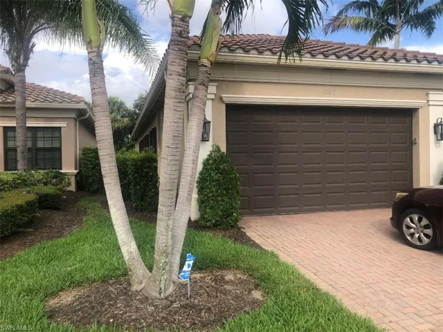 13644 Mandarin Cir, Naples, Florida 34109