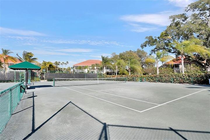 5917  Tarpon Gardens  CIR, CAPE CORAL, FL 33914