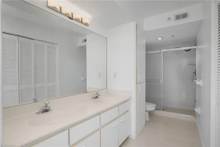 9650  Victoria  LN, Naples, FL 34109