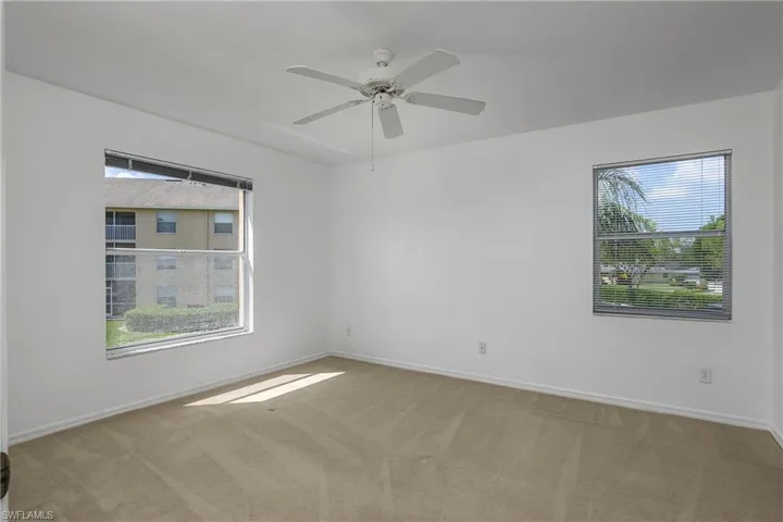 9650  Victoria  LN, Naples, FL 34109