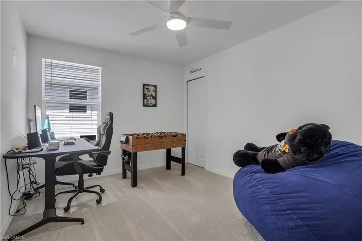 2257 Avocado Ln, Naples, Florida 34120