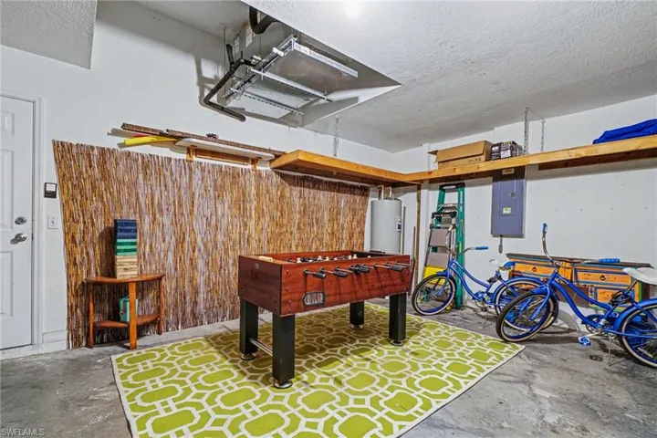 2727 Sw 2nd Ct, Cape Coral, Florida 33914