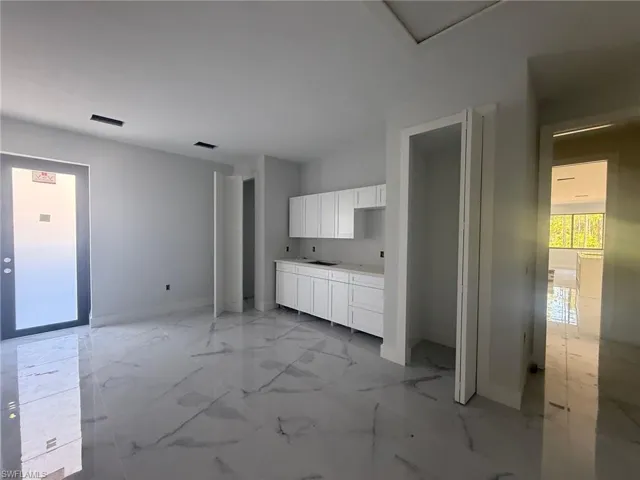 3628 10th Ave Ne, Naples, Florida 34120