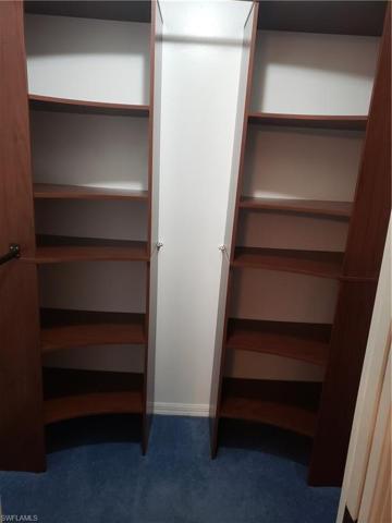 Walk in Closet