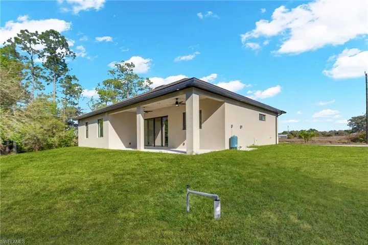 2704 E 15th St, Lehigh Acres, Florida 33972