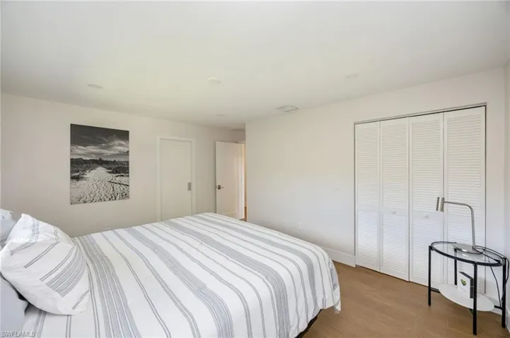 409 Cypress Way E, Naples, Florida 34110