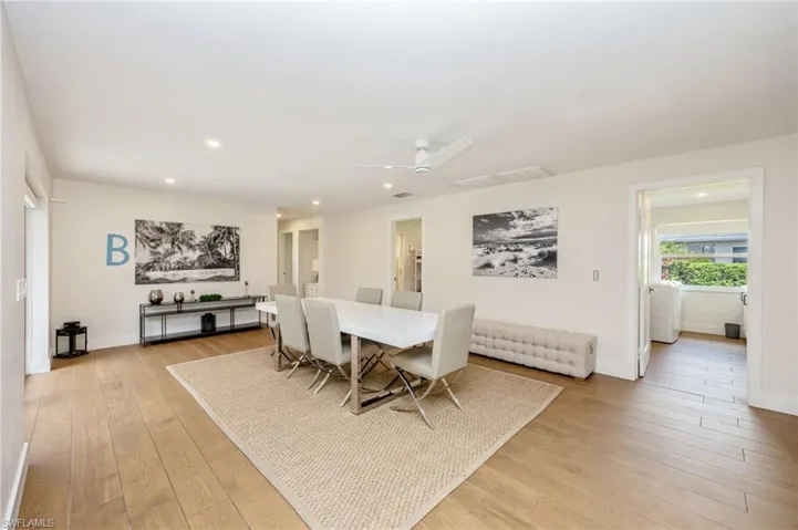 409 Cypress Way E, Naples, Florida 34110