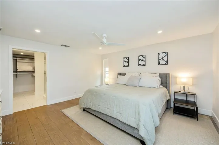 409 Cypress Way E, Naples, Florida 34110