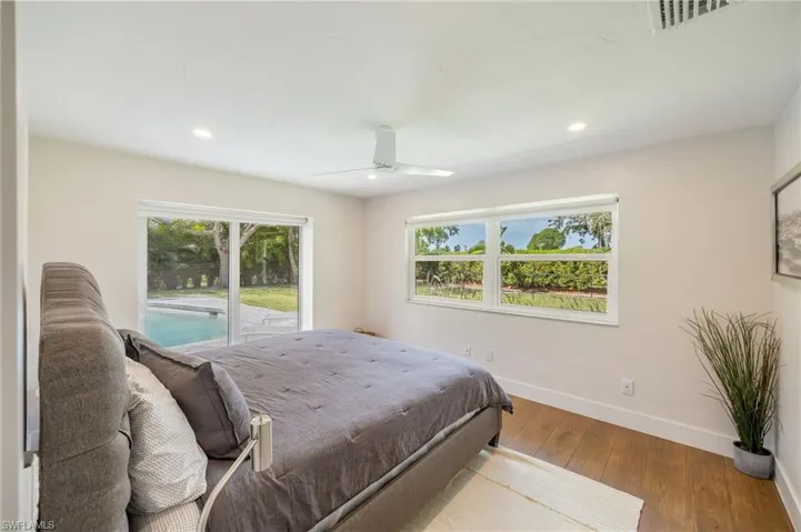 409 Cypress Way E, Naples, Florida 34110
