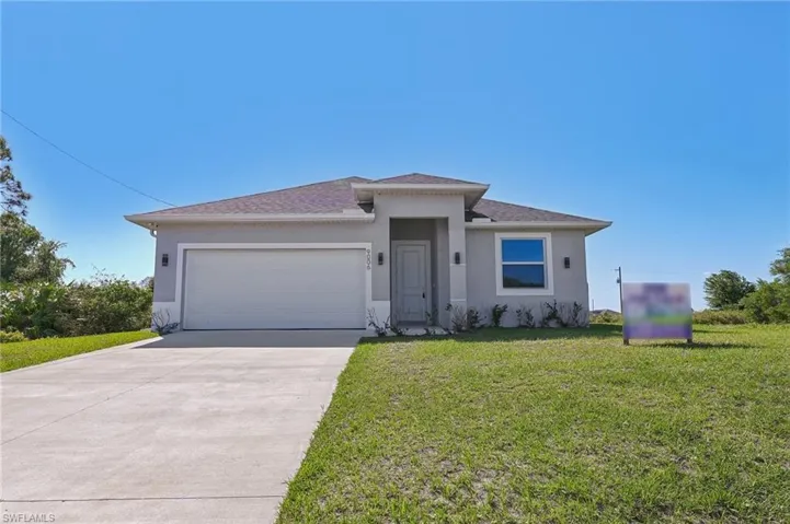 9006 S Castle Cir, Labelle, Florida 33935