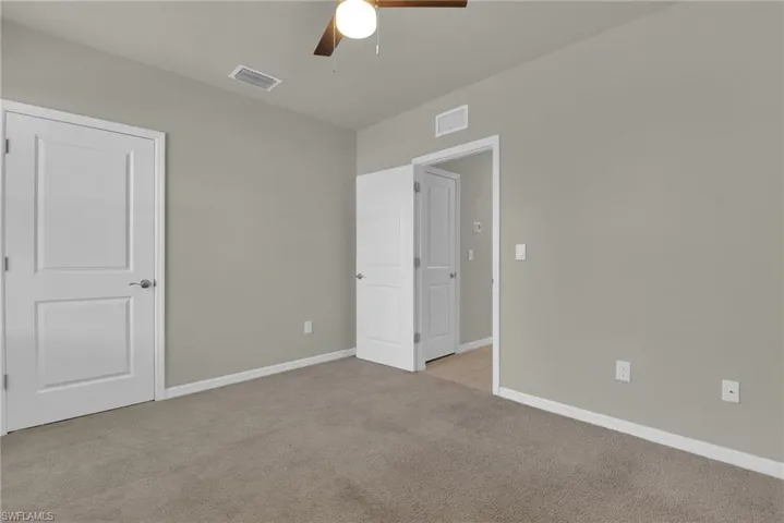 18540 Cronin Sand Ln, North Fort Myers, Florida 33917