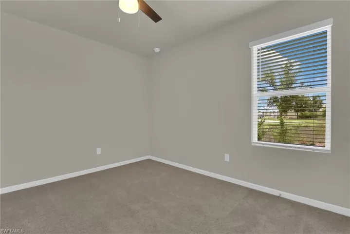18540 Cronin Sand Ln, North Fort Myers, Florida 33917