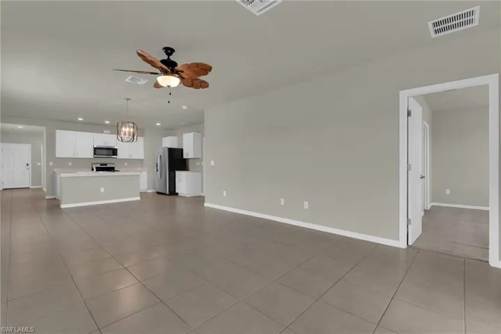 18540 Cronin Sand Ln, North Fort Myers, Florida 33917