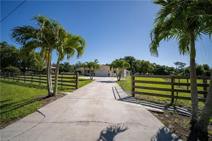 4301 Staley Rd, Fort Myers Fl 33905