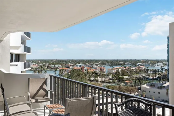 4005 Gulf Shore Blvd N # 1004, Naples Fl 34103