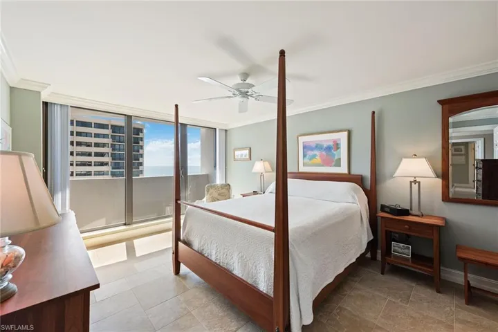 4005 Gulf Shore Blvd N # 1004, Naples Fl 34103