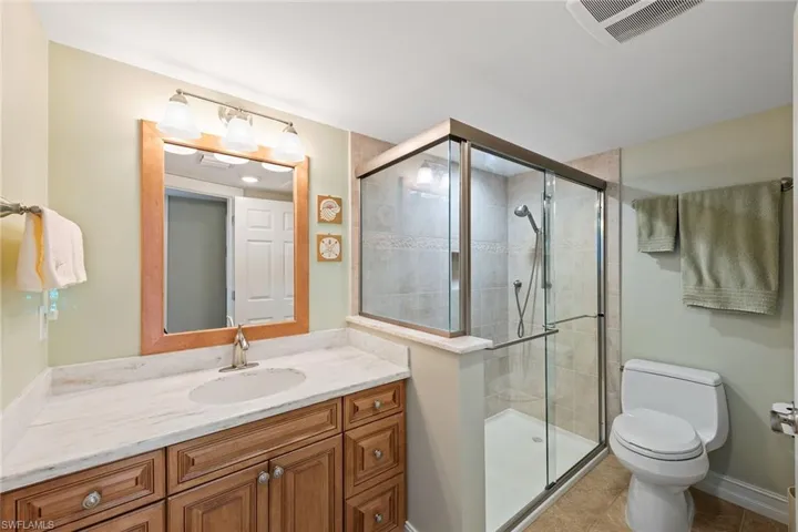4005 Gulf Shore Blvd N # 1004, Naples Fl 34103