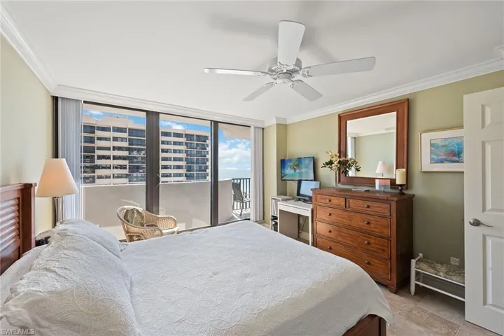 4005 Gulf Shore Blvd N # 1004, Naples Fl 34103