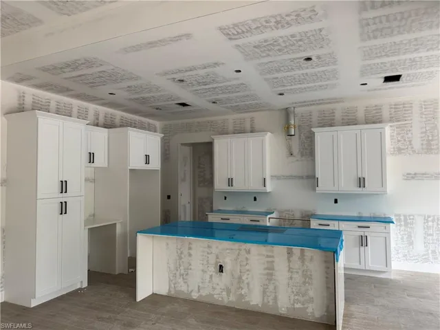 2677  22nd SE AVE, Naples, FL 34117
