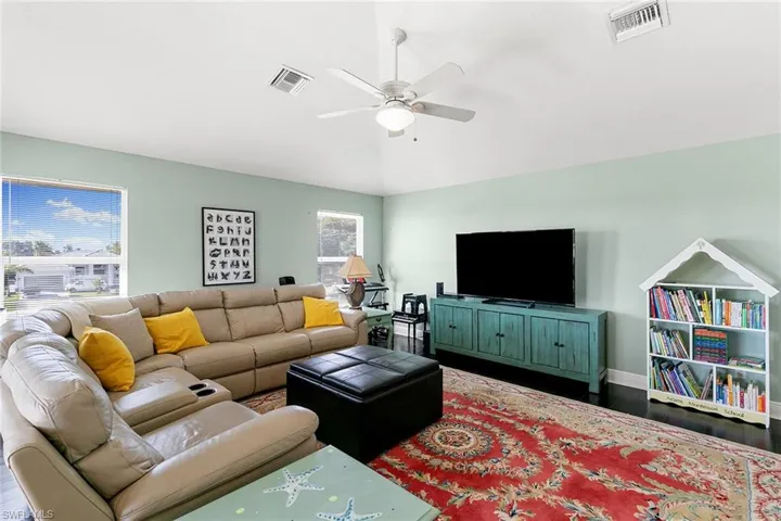 Upstairs Bonus Room
