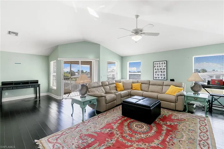 Upstairs Bonus Room