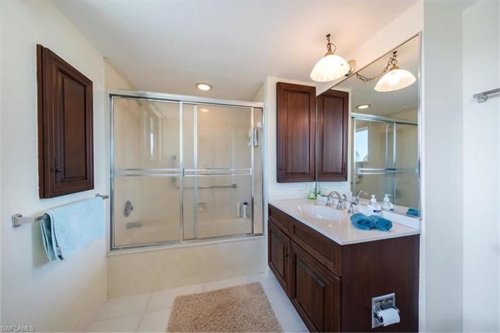 13272  Wedgefield  DR, Naples, FL 34110