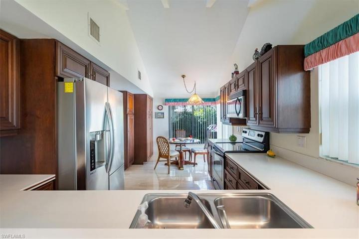 13272  Wedgefield  DR, Naples, FL 34110