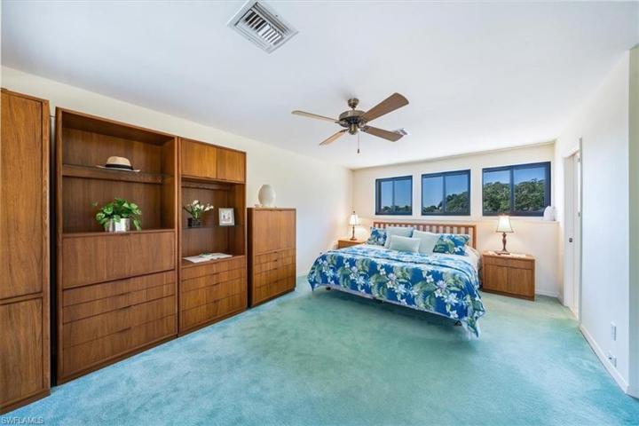13272  Wedgefield  DR, Naples, FL 34110