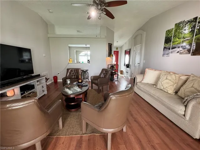 516  Meadow Green  DR, Davenport, FL 33837