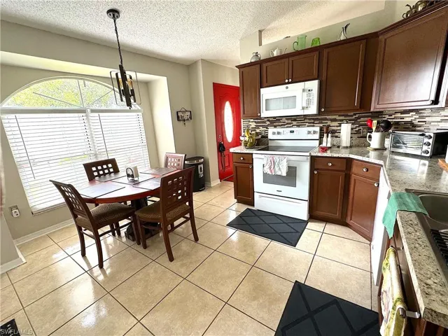 516  Meadow Green  DR, Davenport, FL 33837