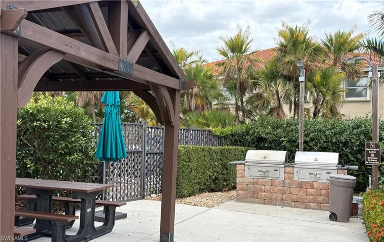 View of patio featuring an outdoor kitchen / dining area