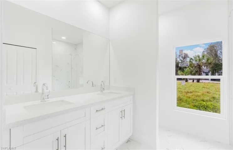 4341 64th Ave Ne, Naples, Florida 34120