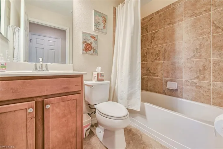 9715  Acqua  CT, Naples, FL 34113