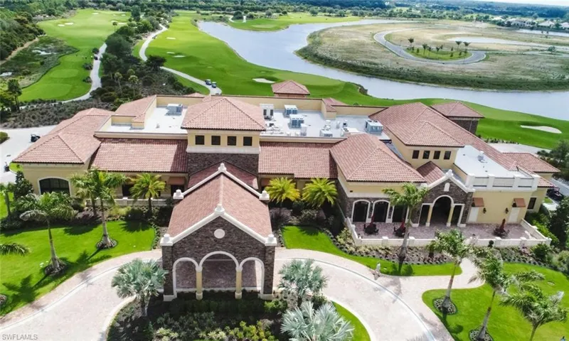 9715  Acqua  CT, Naples, FL 34113