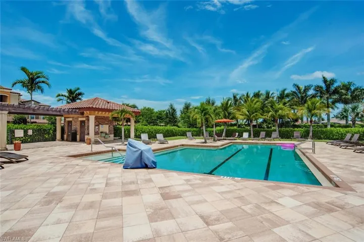 9715  Acqua  CT, Naples, FL 34113