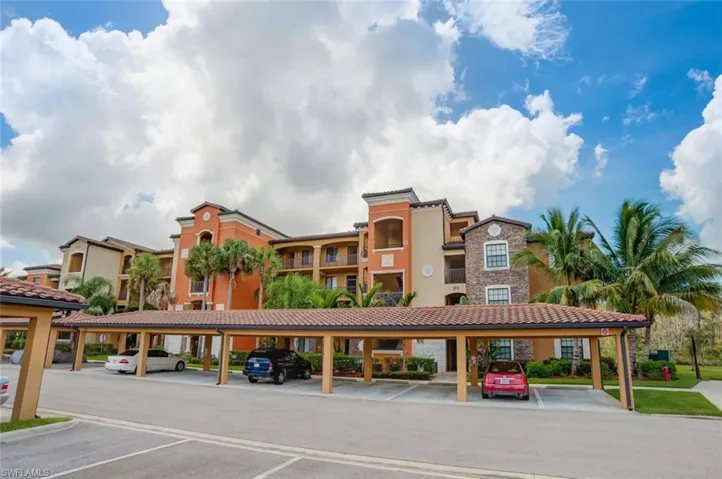 9715  Acqua  CT, Naples, FL 34113